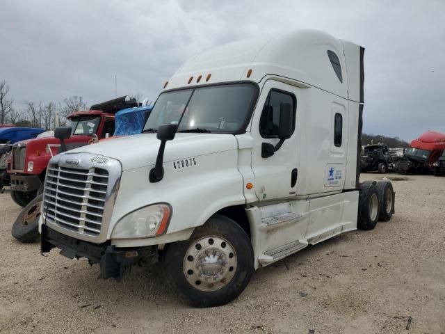 2016 Freightliner Cascadia 125