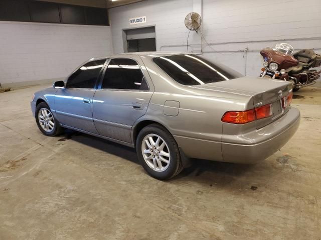 2000 Toyota Camry LE