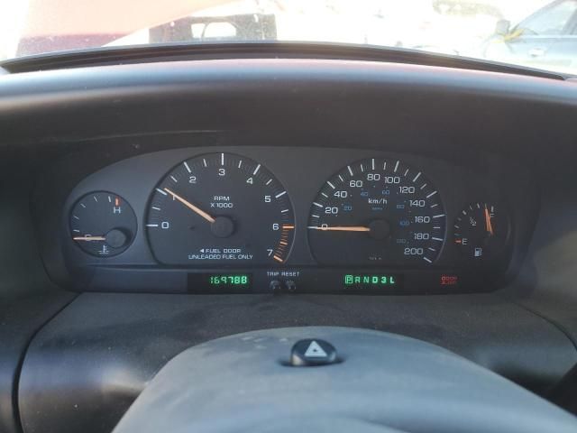 1996 Dodge Grand Caravan LE