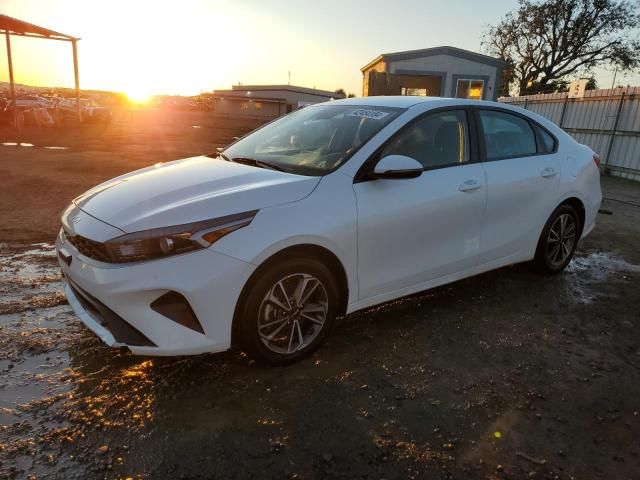 2023 KIA Forte LX