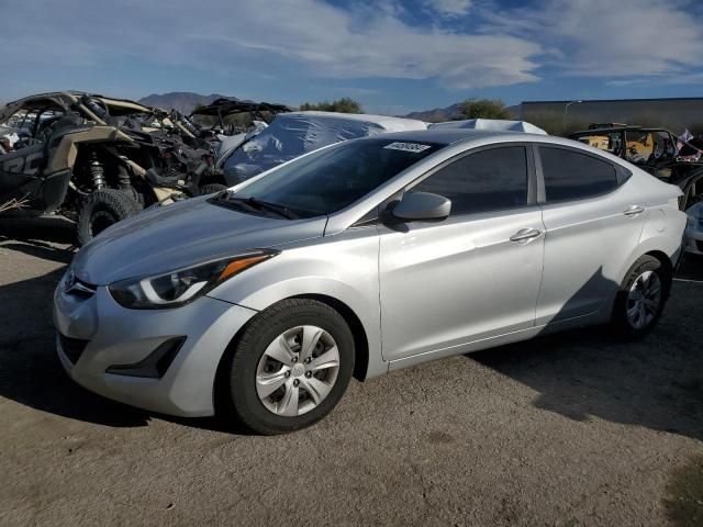 2016 Hyundai Elantra SE