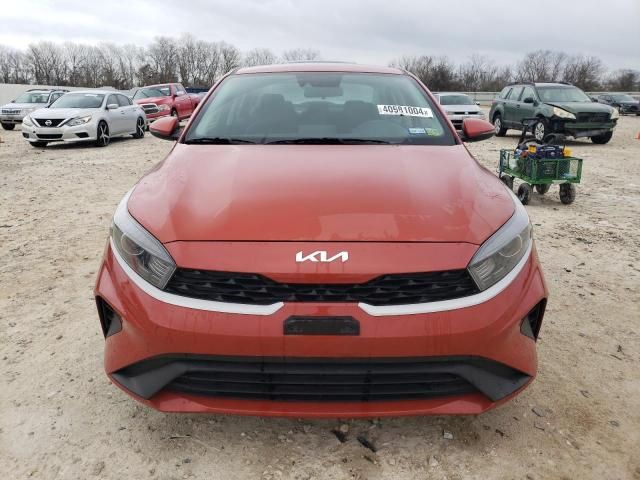 2023 KIA Forte LX