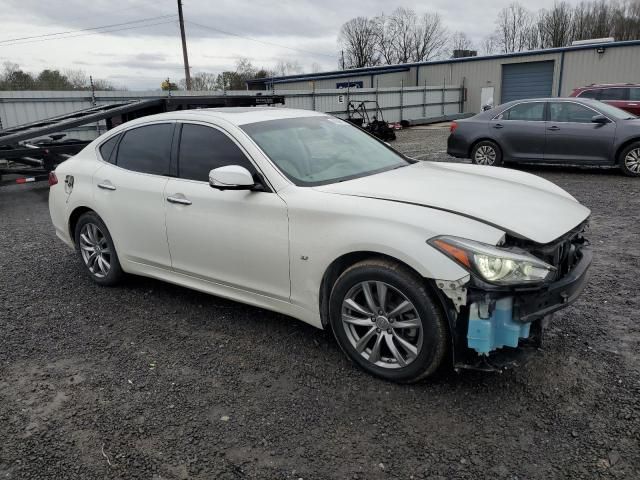 2016 Infiniti Q70 3.7