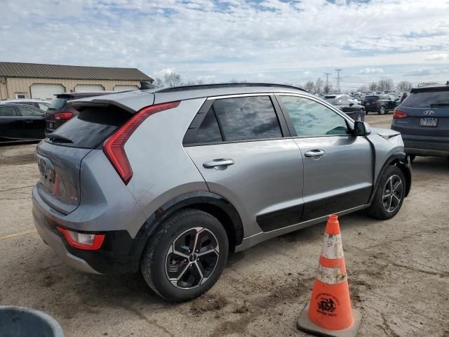 2023 KIA Niro SX