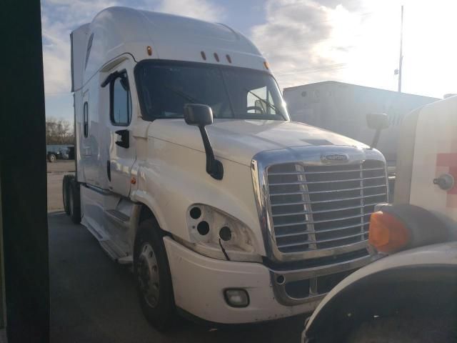 2016 Freightliner Cascadia 125