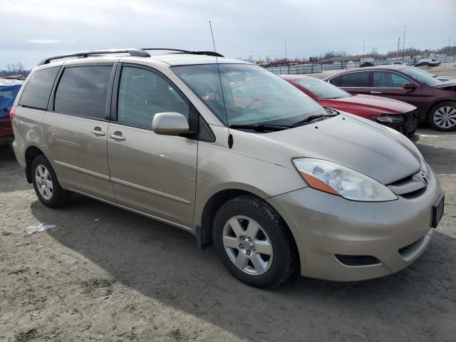 2009 Toyota Sienna XLE