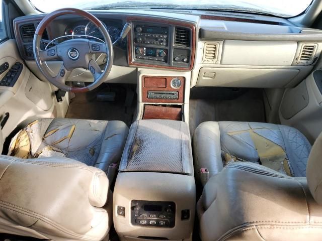 2005 Cadillac Escalade Luxury