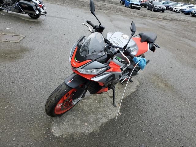 2021 Aprilia Tuono 660