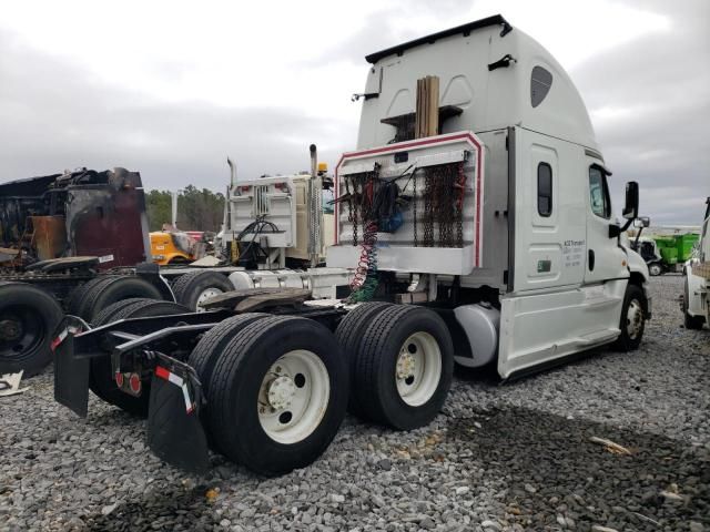 2015 Freightliner Cascadia 125