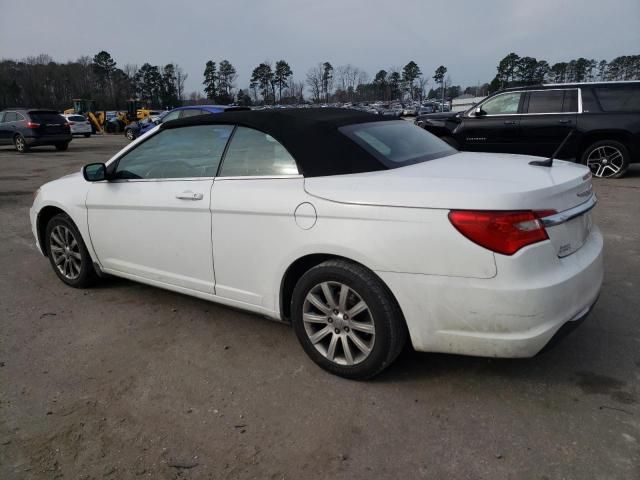 2013 Chrysler 200 Touring