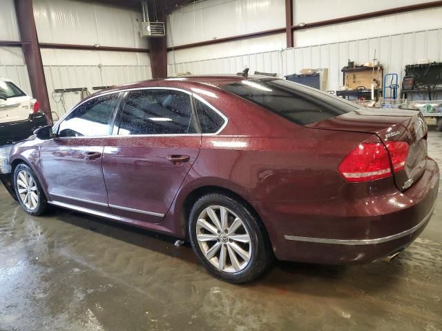 2012 Volkswagen Passat SEL