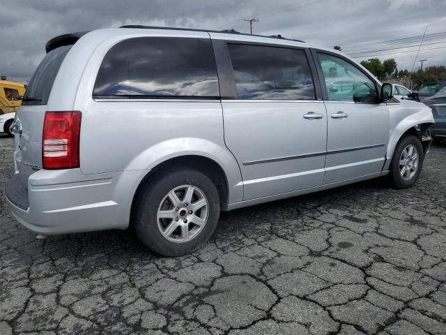 2010 Chrysler Town & Country Touring