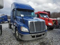 Compre camiones salvage a la venta ahora en subasta: 2017 Freightliner Cascadia 125