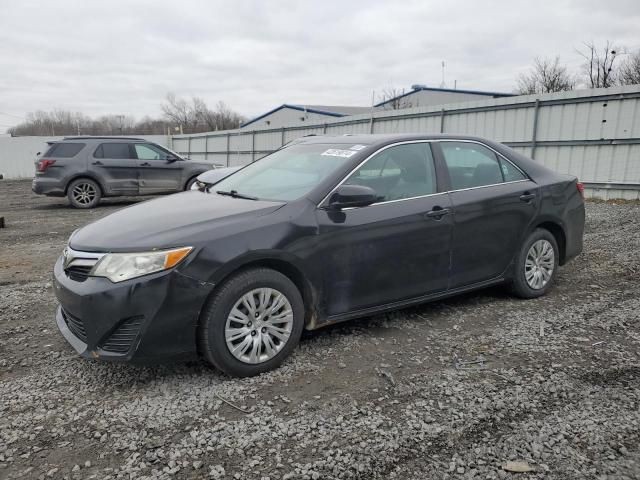 2014 Toyota Camry Hybrid