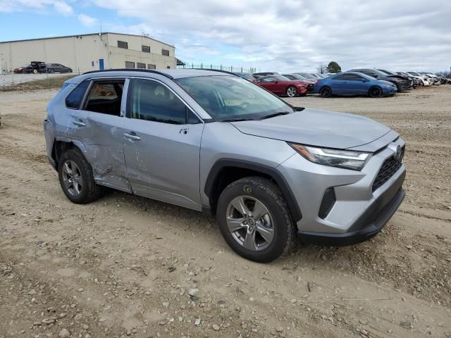 2023 Toyota Rav4 LE