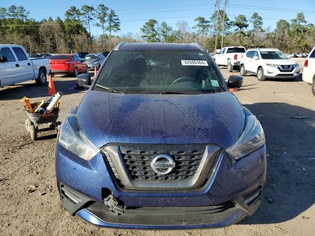 2019 Nissan Kicks S