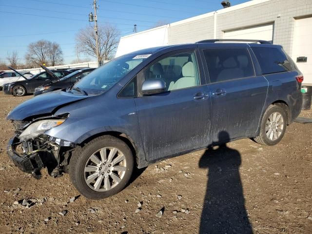 2017 Toyota Sienna LE