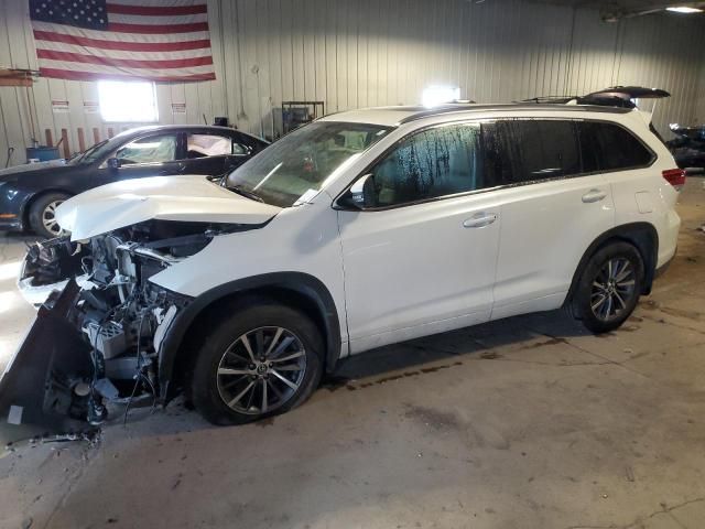 2018 Toyota Highlander SE