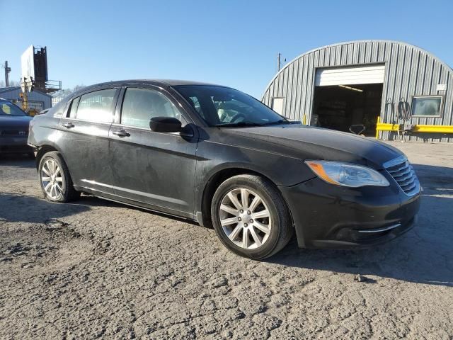 2013 Chrysler 200 Touring