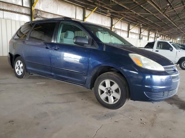 2005 Toyota Sienna CE