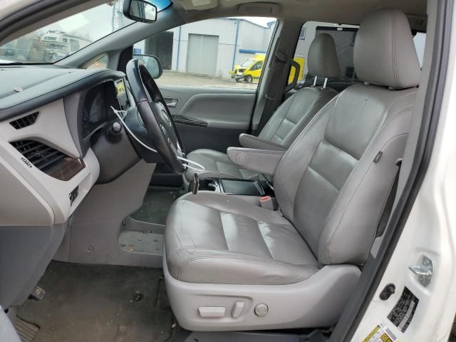 2015 Toyota Sienna XLE