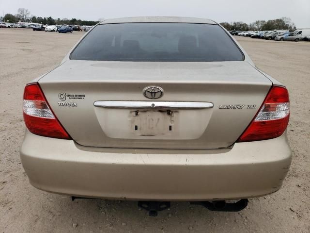 2004 Toyota Camry LE