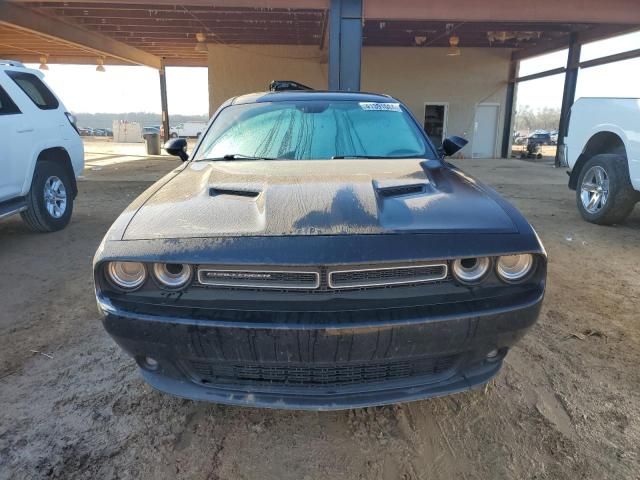 2015 Dodge Challenger SXT Plus