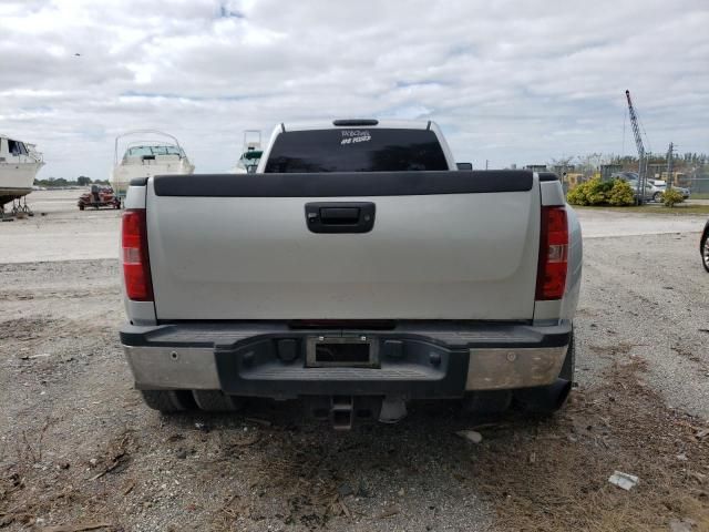 2014 Chevrolet Silverado K3500 LT