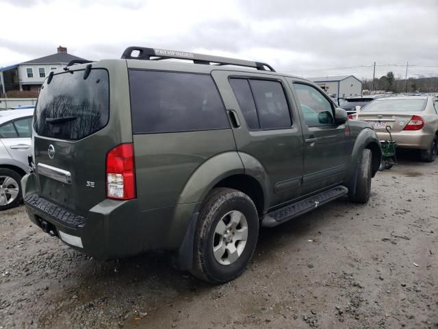 2005 Nissan Pathfinder LE