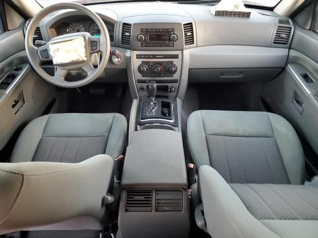 2006 Jeep Grand Cherokee Laredo