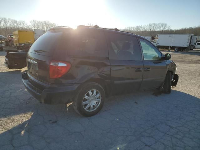 2005 Chrysler Town & Country