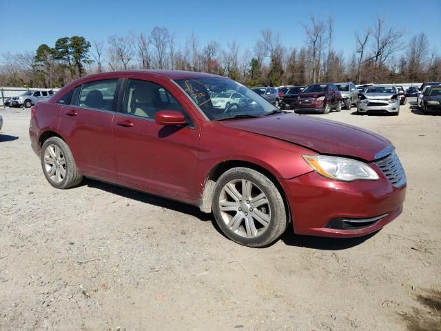 2013 Chrysler 200 Touring