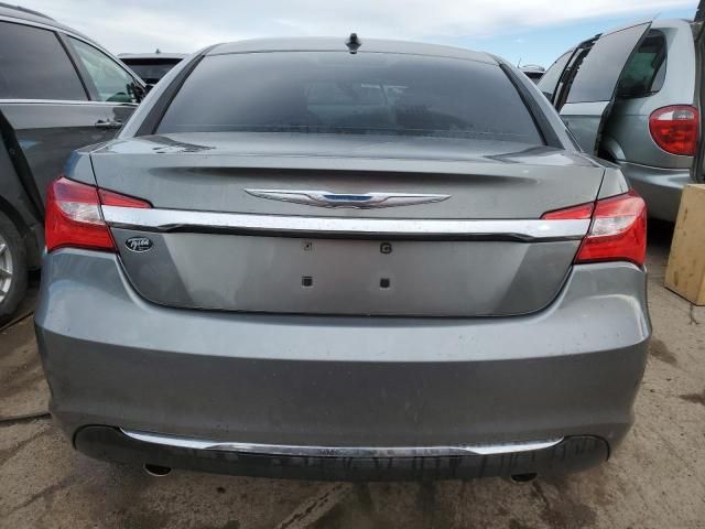 2012 Chrysler 200 Touring