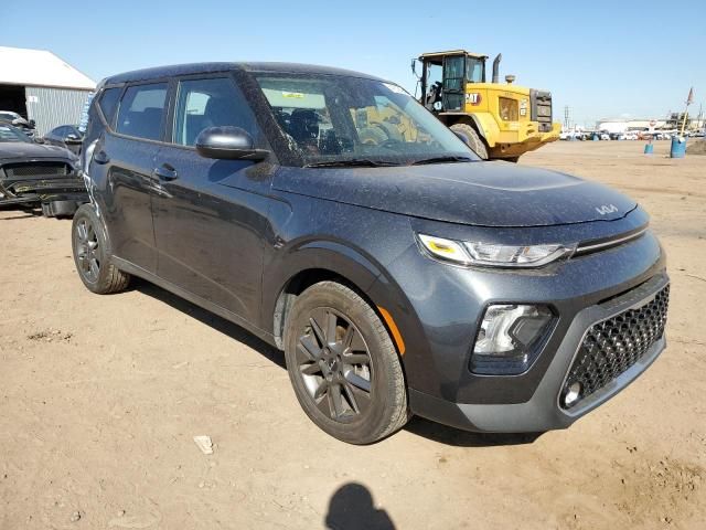 2022 KIA Soul EX