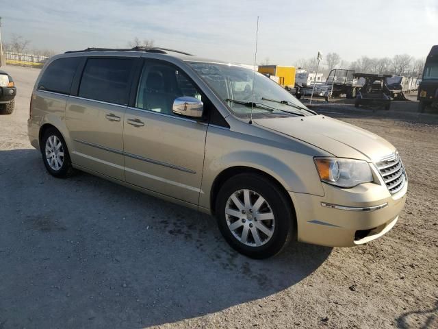 2010 Chrysler Town & Country Touring Plus