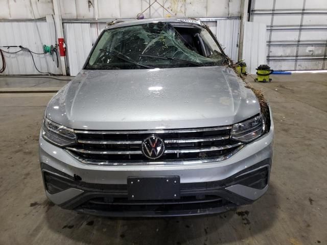 2023 Volkswagen Tiguan SE