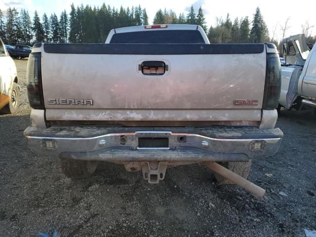 2004 GMC Sierra K2500 Heavy Duty