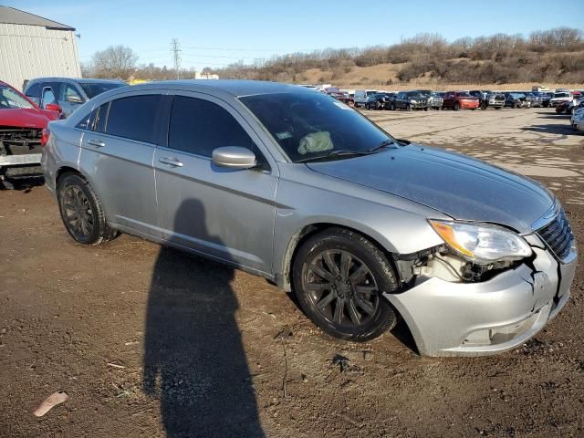 2013 Chrysler 200 Touring