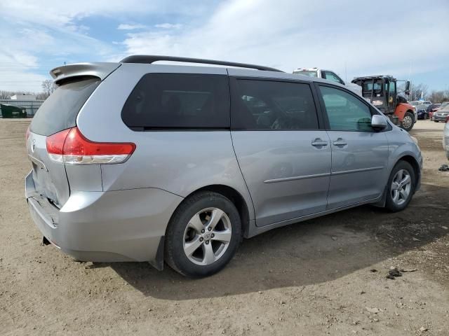 2012 Toyota Sienna LE