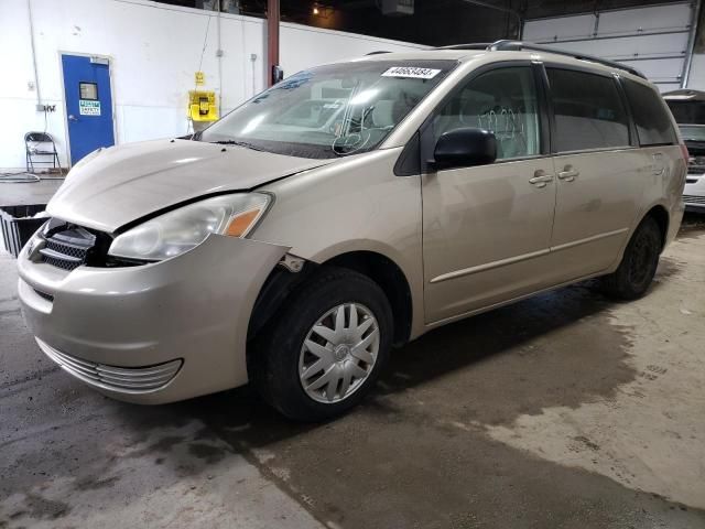 2005 Toyota Sienna CE