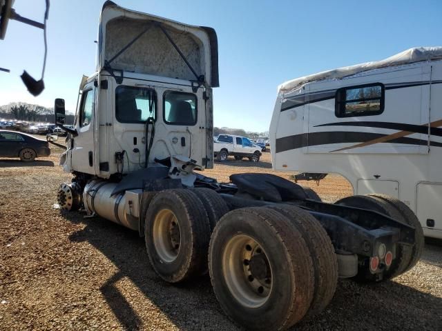 2023 Freightliner Cascadia 126