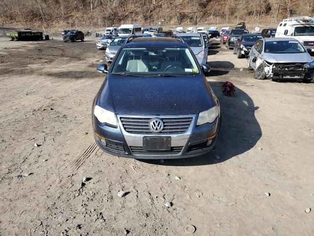 2007 Volkswagen Passat 3.6L 4MOTION Wagon Luxury