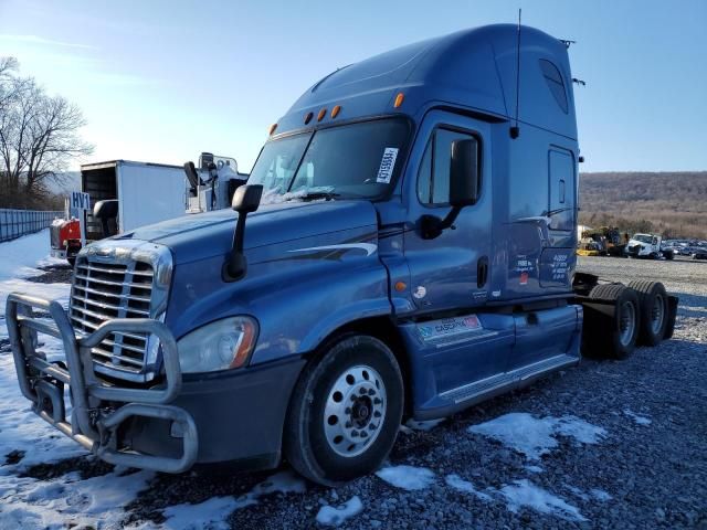 2011 Freightliner Cascadia 125