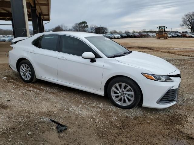 2022 Toyota Camry LE