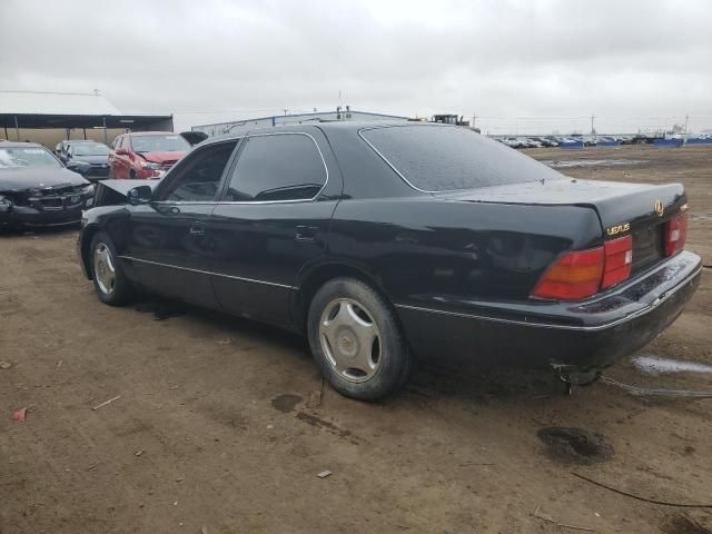 2000 Lexus LS 400