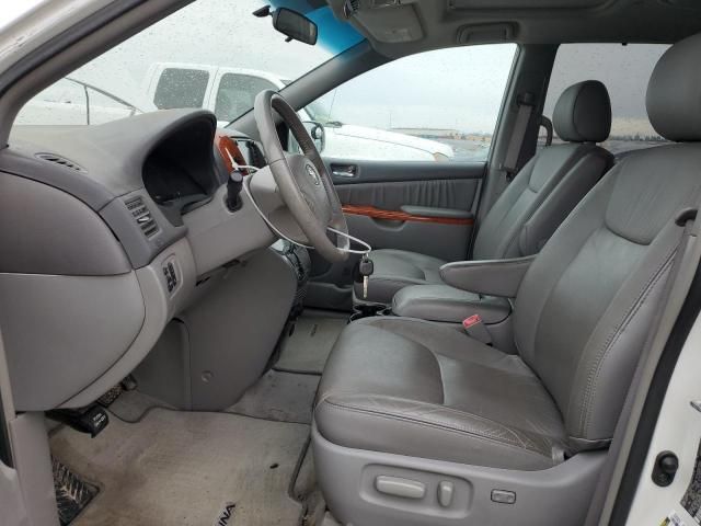 2008 Toyota Sienna XLE