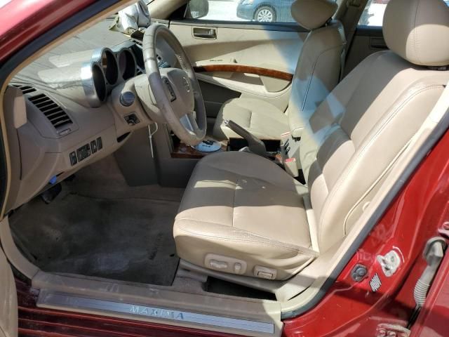 2004 Nissan Maxima SE