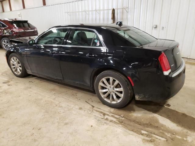 2016 Chrysler 300 Limited