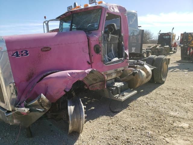 2005 Peterbilt 379