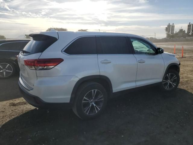 2019 Toyota Highlander LE